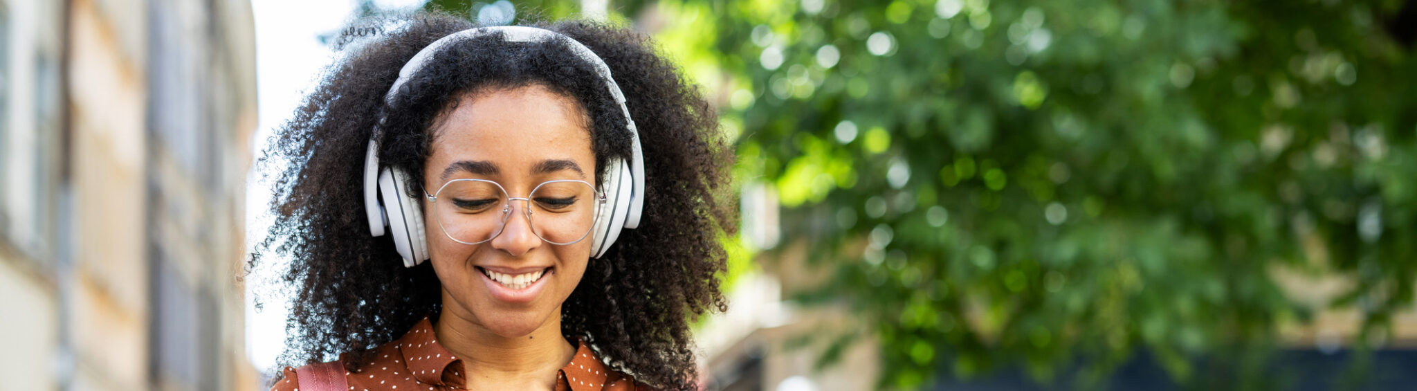 The Audio Advantage: Why Listening Is the New Reading